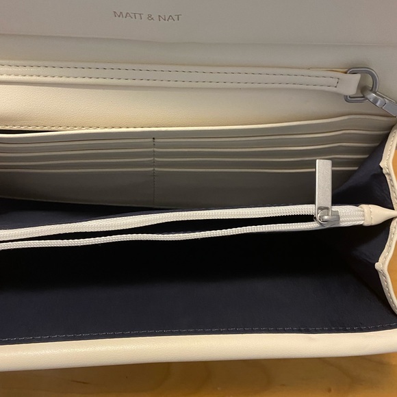 Matt & Nat vegan leather clutch bag - Picture 11 of 16